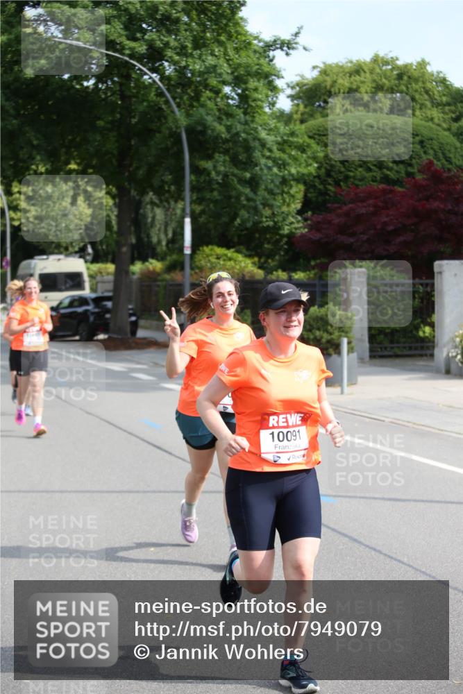 15.06.2025 - REWE Women's Run Jannik Wohlers http://msf.ph/oto/7949079 15.06.2025 09:47:45 Laufen 10091 meine-sportfotos.de