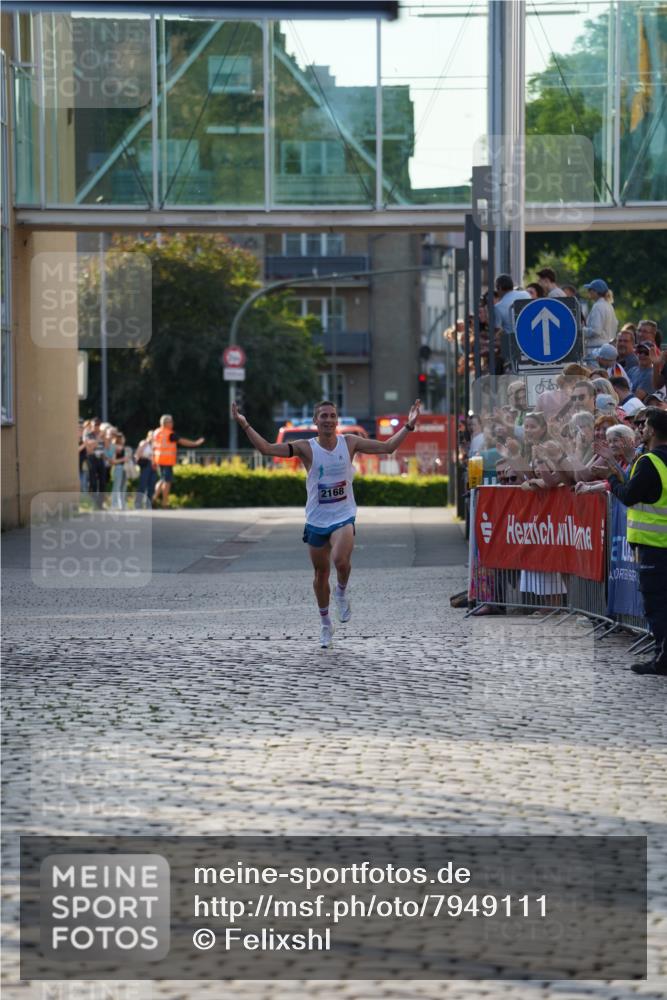 13.06.2025 - Holstenköstenlauf Felixshl http://msf.ph/oto/7949111 13.06.2025 19:31:42 Laufen 2168 meine-sportfotos.de