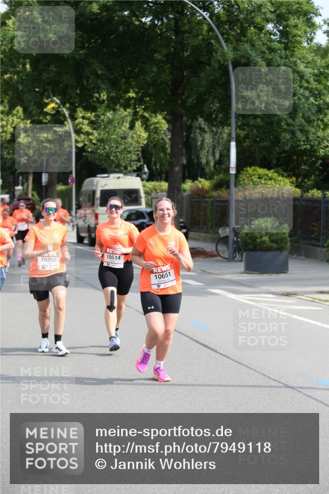 15.06.2025 - REWE Women's Run Jannik Wohlers http://msf.ph/oto/7949118 15.06.2025 09:47:47 Laufen 10708, 10514, 10651, 1 meine-sportfotos.de