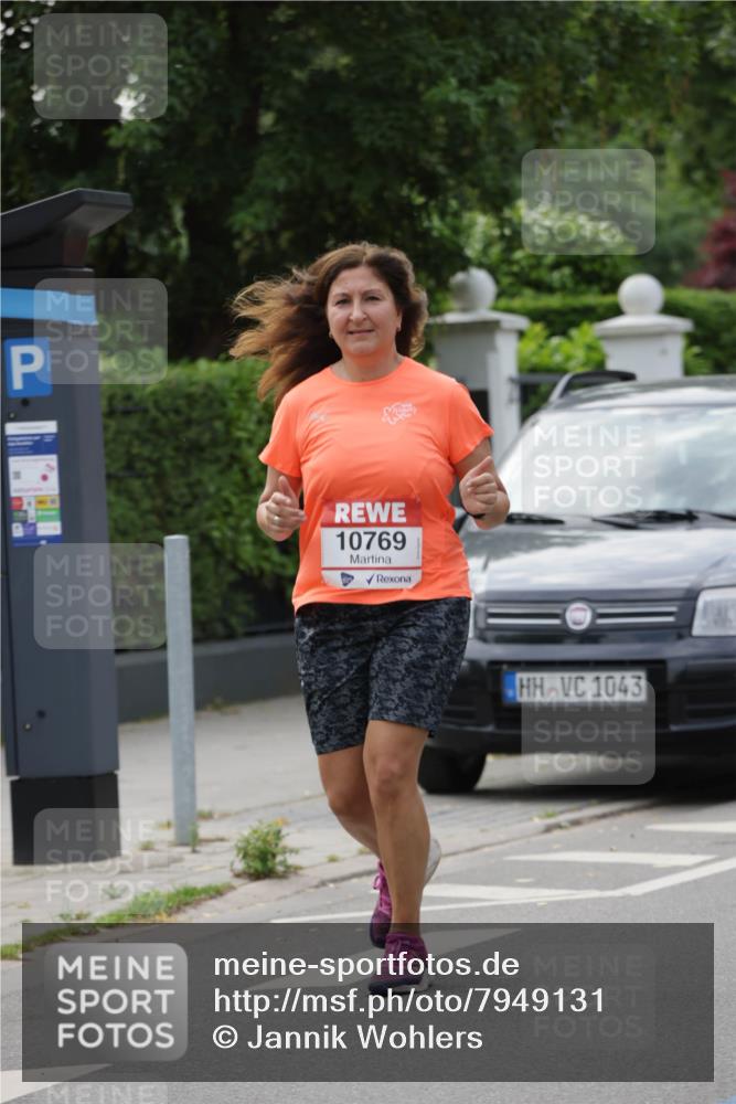 15.06.2025 - REWE Women's Run Jannik Wohlers http://msf.ph/oto/7949131 15.06.2025 08:31:32 Laufen 10769, 1043 meine-sportfotos.de