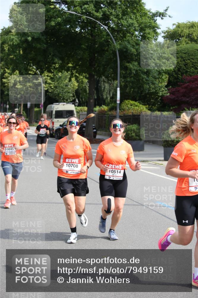 15.06.2025 - REWE Women's Run Jannik Wohlers http://msf.ph/oto/7949159 15.06.2025 09:47:49 Laufen 10845, 10708, 10514 meine-sportfotos.de