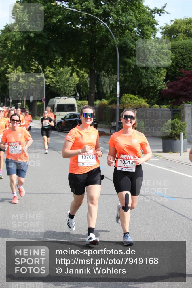 15.06.2025 - REWE Women's Run Jannik Wohlers http://msf.ph/oto/7949168 15.06.2025 09:47:49 Laufen 10845, 10708, 10514 meine-sportfotos.de