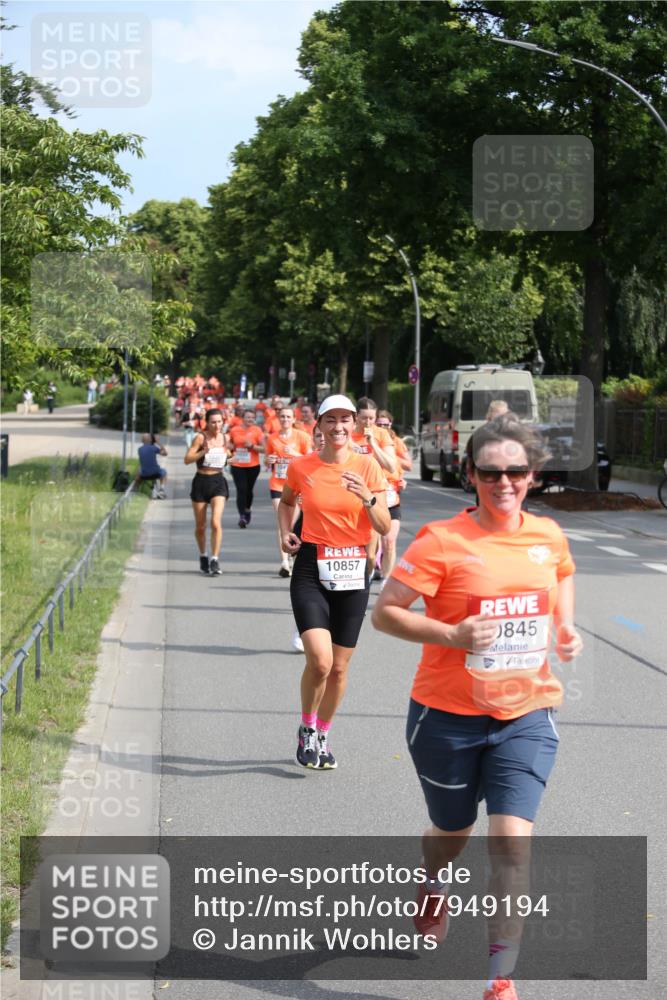 15.06.2025 - REWE Women's Run Jannik Wohlers http://msf.ph/oto/7949194 15.06.2025 09:47:51 Laufen 10857, 0845 meine-sportfotos.de