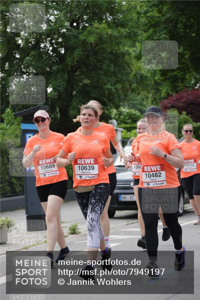 15.06.2025 - REWE Women's Run Jannik Wohlers http://msf.ph/oto/7949197 15.06.2025 08:31:36 Laufen 10689, 10639, 1060, 10482, 10032 meine-sportfotos.de