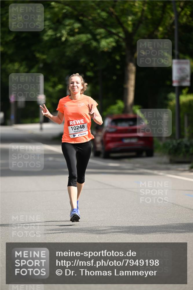 15.06.2025 - REWE Women's Run Dr. Thomas Lammeyer http://msf.ph/oto/7949198 15.06.2025 09:34:08 Laufen 10248 meine-sportfotos.de