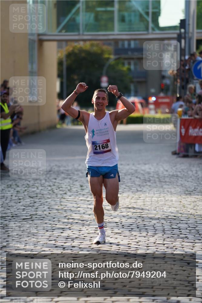 13.06.2025 - Holstenköstenlauf Felixshl http://msf.ph/oto/7949204 13.06.2025 19:31:46 Laufen 2168 meine-sportfotos.de
