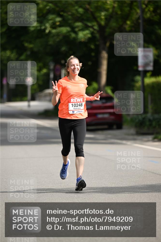 15.06.2025 - REWE Women's Run Dr. Thomas Lammeyer http://msf.ph/oto/7949209 15.06.2025 09:34:08 Laufen 10248 meine-sportfotos.de
