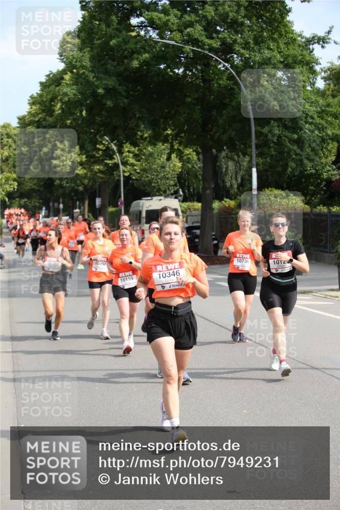 15.06.2025 - REWE Women's Run Jannik Wohlers http://msf.ph/oto/7949231 15.06.2025 09:47:53 Laufen 10360, 10492, 10155, 10346, 10736, 1012 meine-sportfotos.de