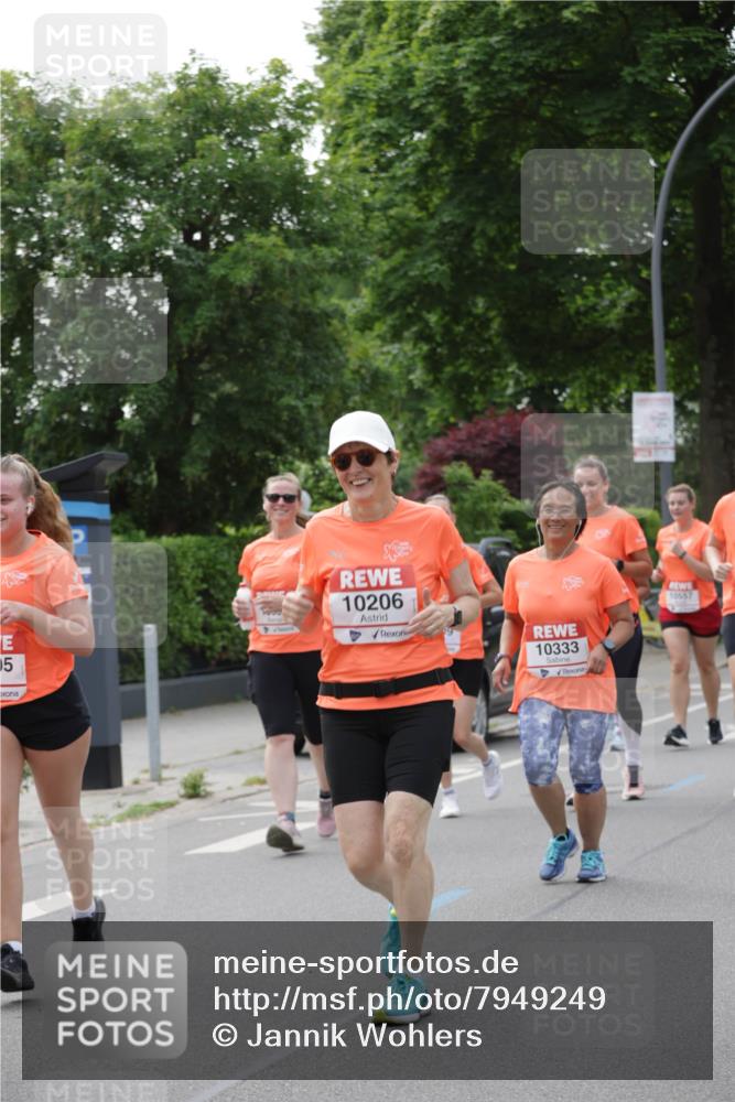 15.06.2025 - REWE Women's Run Jannik Wohlers http://msf.ph/oto/7949249 15.06.2025 08:31:38 Laufen 5, 10206, 10333, 10557 meine-sportfotos.de