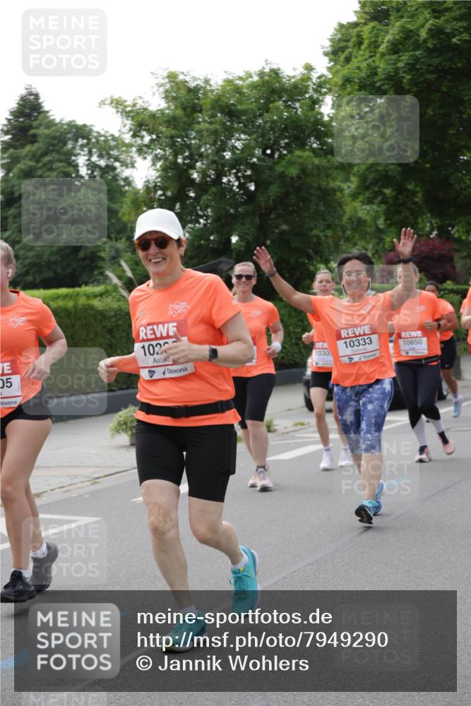 15.06.2025 - REWE Women's Run Jannik Wohlers http://msf.ph/oto/7949290 15.06.2025 08:31:39 Laufen 05, 1022, 1030, 10333, 10850 meine-sportfotos.de