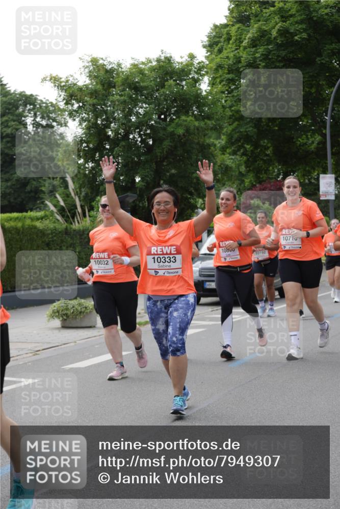 15.06.2025 - REWE Women's Run Jannik Wohlers http://msf.ph/oto/7949307 15.06.2025 08:31:40 Laufen 10032, 10333, 10880, 10192, 10710 meine-sportfotos.de