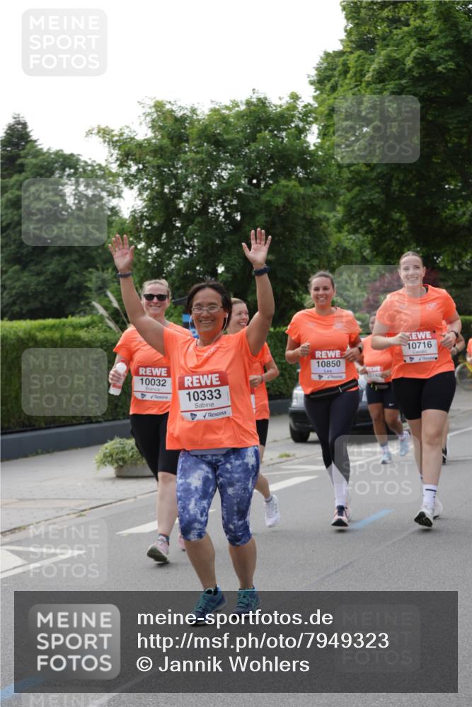 15.06.2025 - REWE Women's Run Jannik Wohlers http://msf.ph/oto/7949323 15.06.2025 08:31:40 Laufen 10032, 10333, 10850, 10192, 10716 meine-sportfotos.de