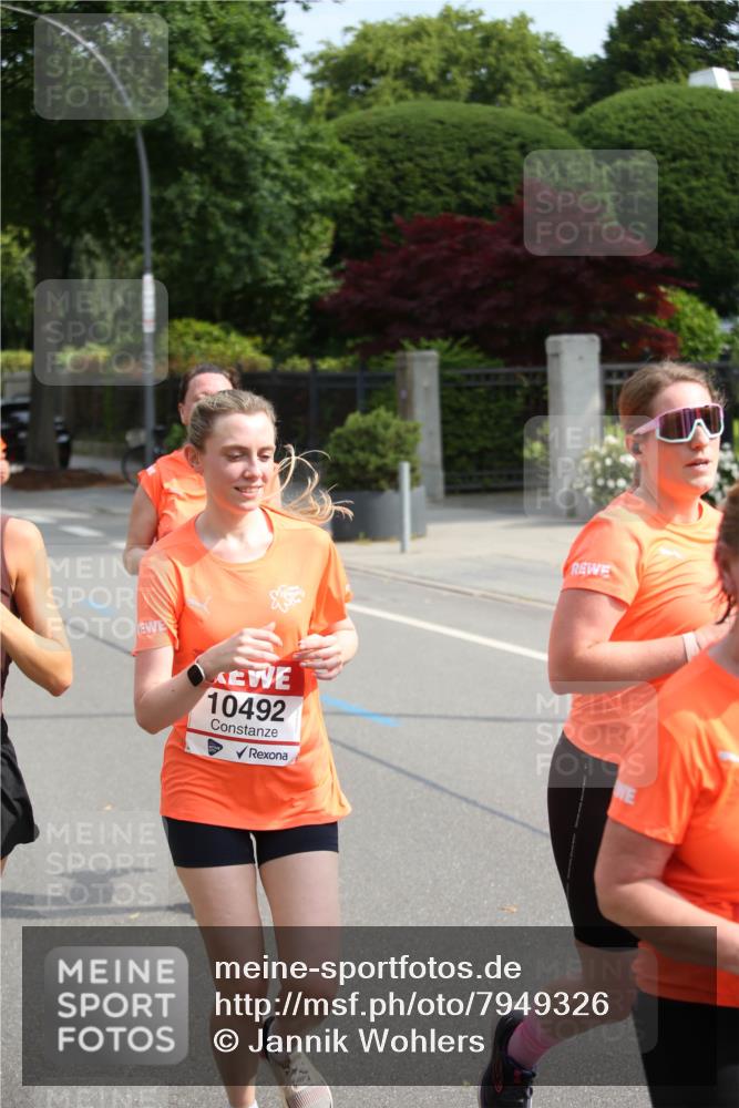 15.06.2025 - REWE Women's Run Jannik Wohlers http://msf.ph/oto/7949326 15.06.2025 09:47:57 Laufen 10492 meine-sportfotos.de