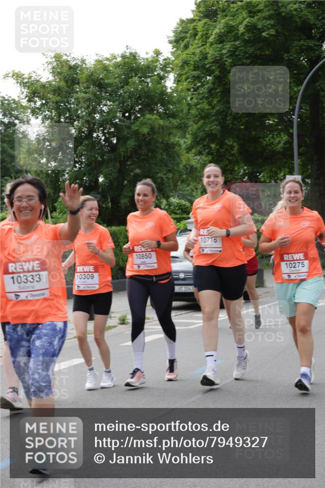 15.06.2025 - REWE Women's Run Jannik Wohlers http://msf.ph/oto/7949327 15.06.2025 08:31:40 Laufen 10333, 10309, 10850, 1043, 10716, 10275 meine-sportfotos.de