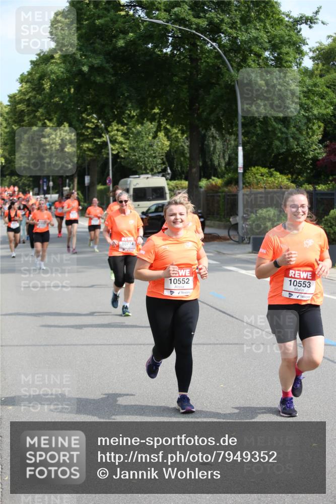 15.06.2025 - REWE Women's Run Jannik Wohlers http://msf.ph/oto/7949352 15.06.2025 09:47:59 Laufen 10774, 10552, 10553 meine-sportfotos.de