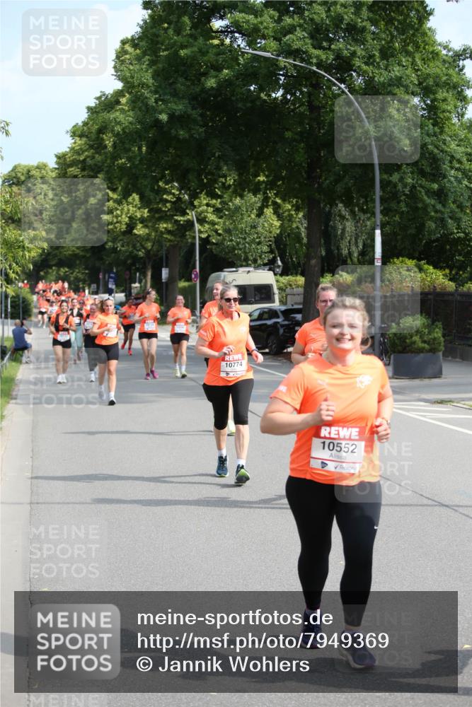 15.06.2025 - REWE Women's Run Jannik Wohlers http://msf.ph/oto/7949369 15.06.2025 09:47:59 Laufen 10774, 10552 meine-sportfotos.de