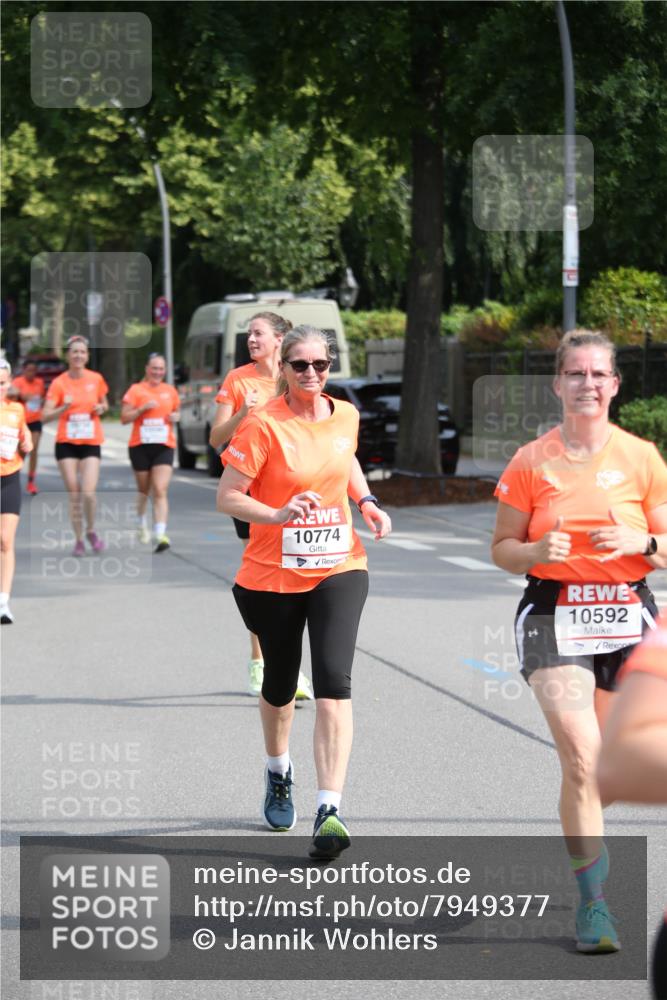 15.06.2025 - REWE Women's Run Jannik Wohlers http://msf.ph/oto/7949377 15.06.2025 09:48:00 Laufen 10774, 10592 meine-sportfotos.de