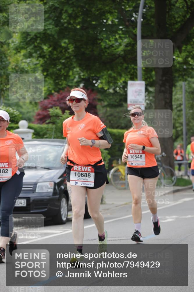 15.06.2025 - REWE Women's Run Jannik Wohlers http://msf.ph/oto/7949429 15.06.2025 08:31:48 Laufen 182, 10688, 2043, 10546 meine-sportfotos.de