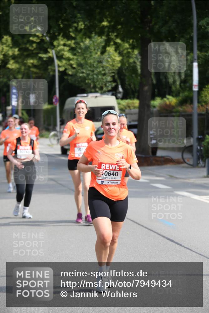 15.06.2025 - REWE Women's Run Jannik Wohlers http://msf.ph/oto/7949434 15.06.2025 09:48:04 Laufen 107, 0640 meine-sportfotos.de