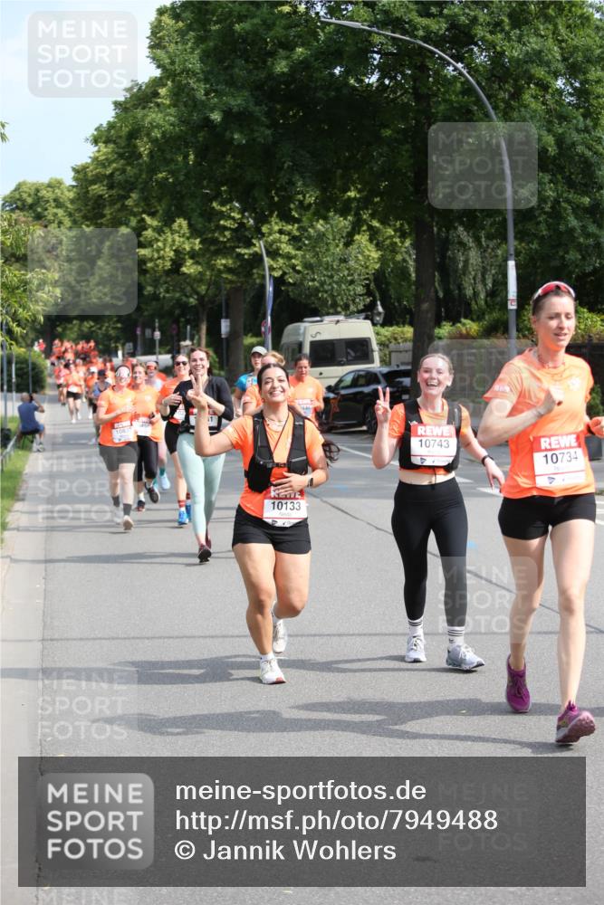 15.06.2025 - REWE Women's Run Jannik Wohlers http://msf.ph/oto/7949488 15.06.2025 09:48:07 Laufen 1083, 10133, 837, 10743, 10734 meine-sportfotos.de