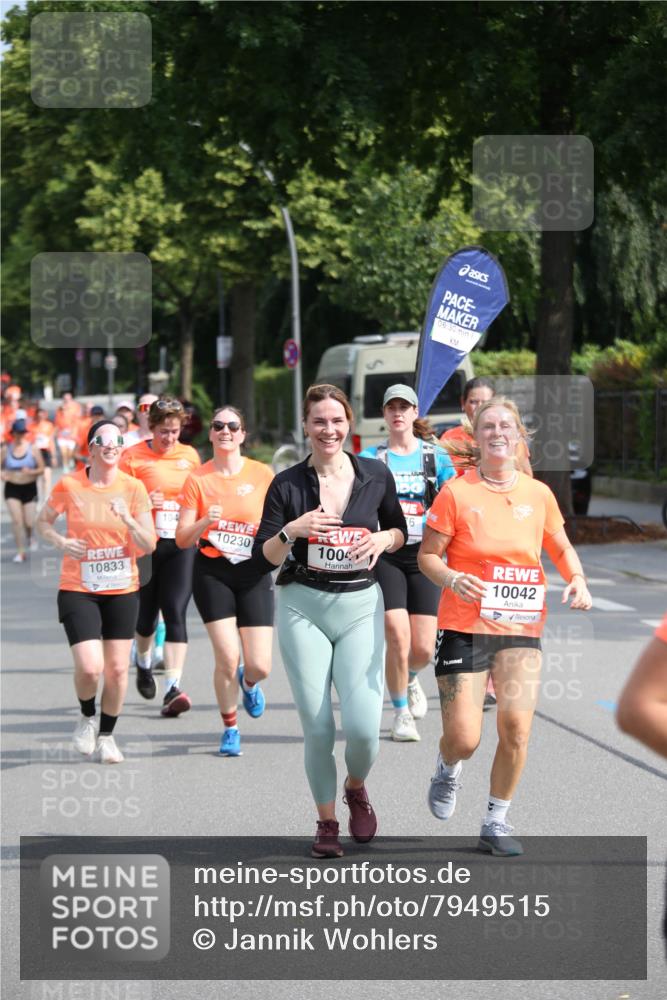 15.06.2025 - REWE Women's Run Jannik Wohlers http://msf.ph/oto/7949515 15.06.2025 09:48:09 Laufen 10833, 6, 104, 10230, 1004, 06, 30, 10042 meine-sportfotos.de