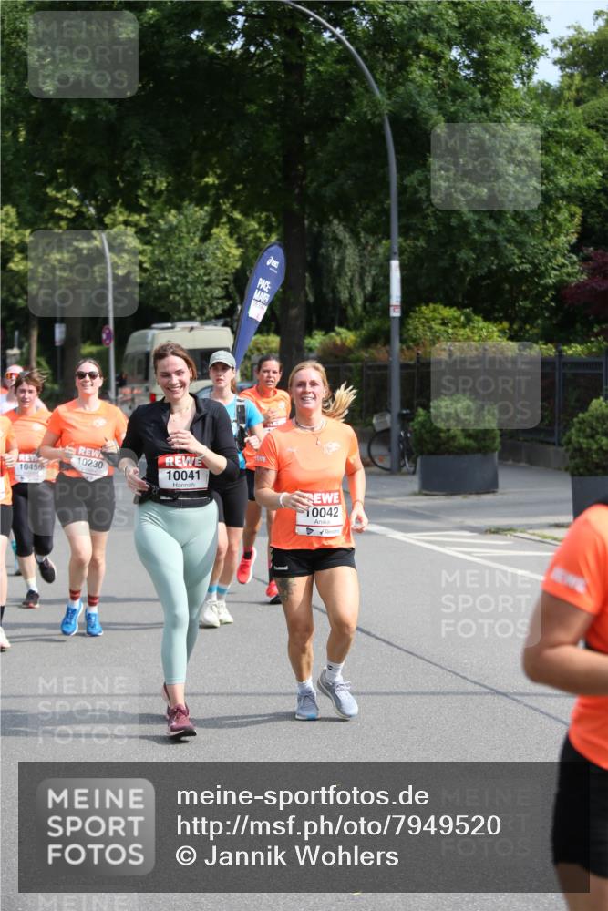 15.06.2025 - REWE Women's Run Jannik Wohlers http://msf.ph/oto/7949520 15.06.2025 09:48:09 Laufen 10456, 10230, 10041, 10042 meine-sportfotos.de