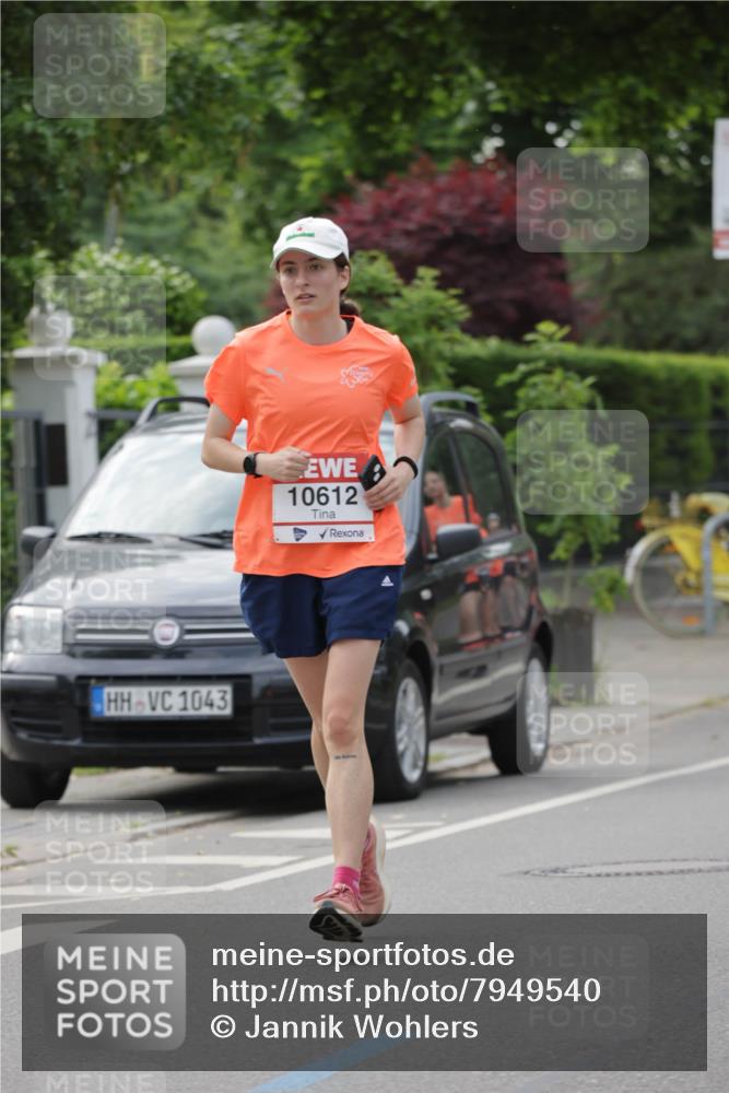 15.06.2025 - REWE Women's Run Jannik Wohlers http://msf.ph/oto/7949540 15.06.2025 08:31:53 Laufen 1043, 10612 meine-sportfotos.de