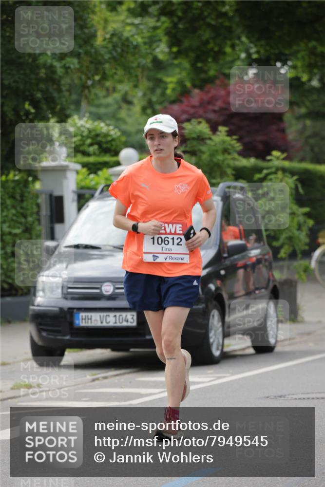 15.06.2025 - REWE Women's Run Jannik Wohlers http://msf.ph/oto/7949545 15.06.2025 08:31:54 Laufen 1043, 10612 meine-sportfotos.de