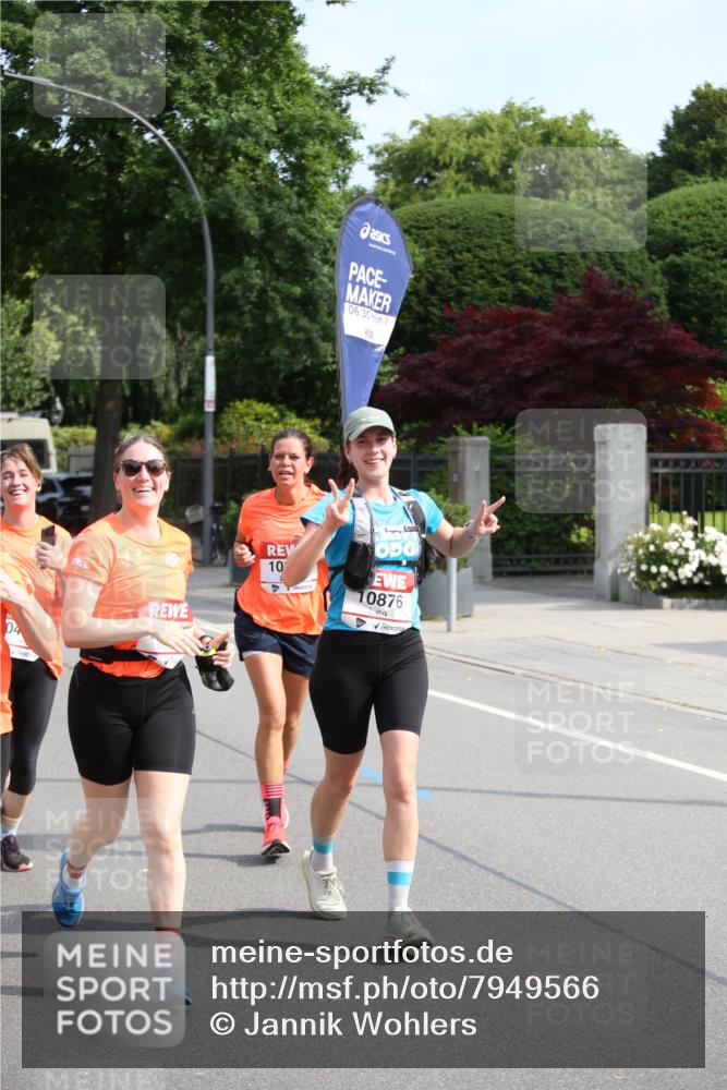 15.06.2025 - REWE Women's Run Jannik Wohlers http://msf.ph/oto/7949566 15.06.2025 09:48:12 Laufen 04, 06, 30, 10, 10876 meine-sportfotos.de