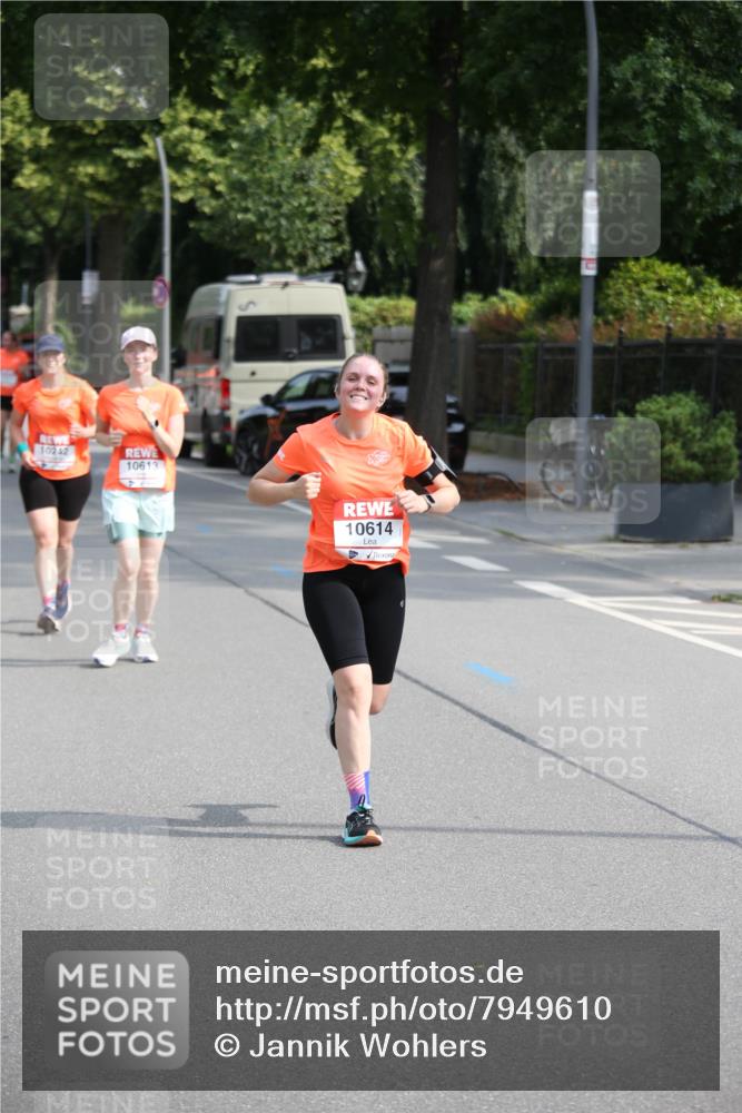 15.06.2025 - REWE Women's Run Jannik Wohlers http://msf.ph/oto/7949610 15.06.2025 09:48:15 Laufen 1061, 10614 meine-sportfotos.de