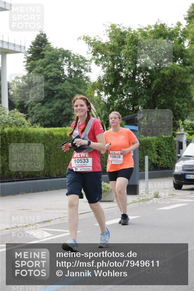 15.06.2025 - REWE Women's Run Jannik Wohlers http://msf.ph/oto/7949611 15.06.2025 08:32:00 Laufen 10828, 10533 meine-sportfotos.de