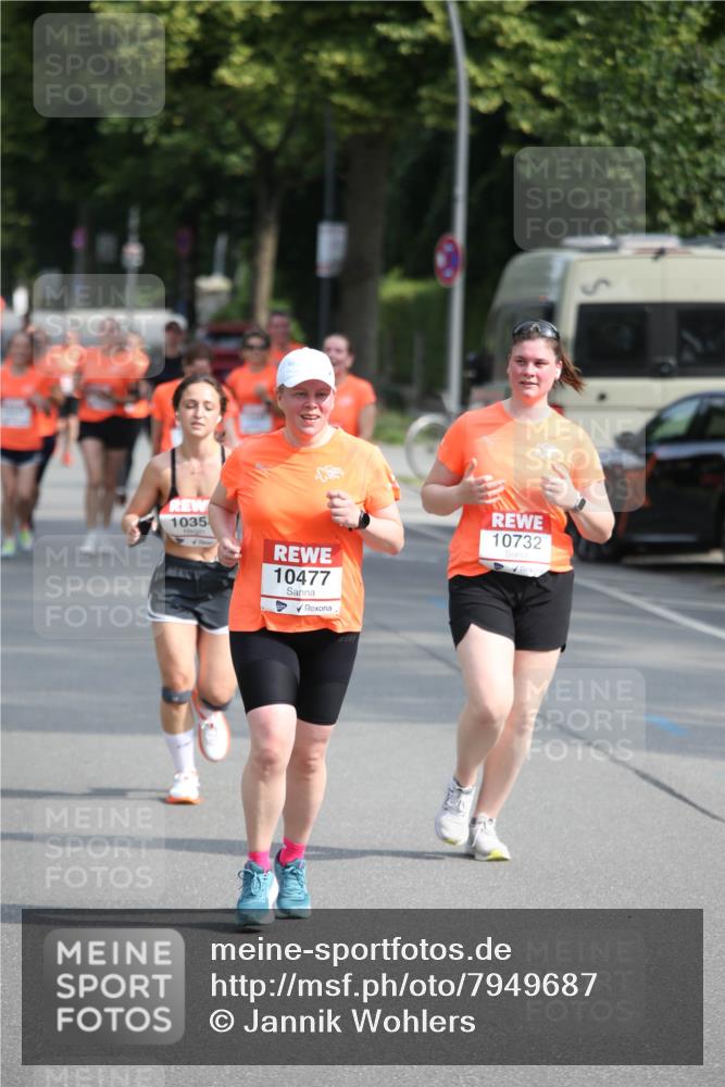 15.06.2025 - REWE Women's Run Jannik Wohlers http://msf.ph/oto/7949687 15.06.2025 09:48:22 Laufen 1035, 10477, 10732 meine-sportfotos.de