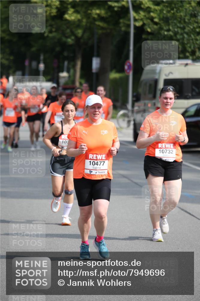 15.06.2025 - REWE Women's Run Jannik Wohlers http://msf.ph/oto/7949696 15.06.2025 09:48:22 Laufen 103, 10477, 10732 meine-sportfotos.de