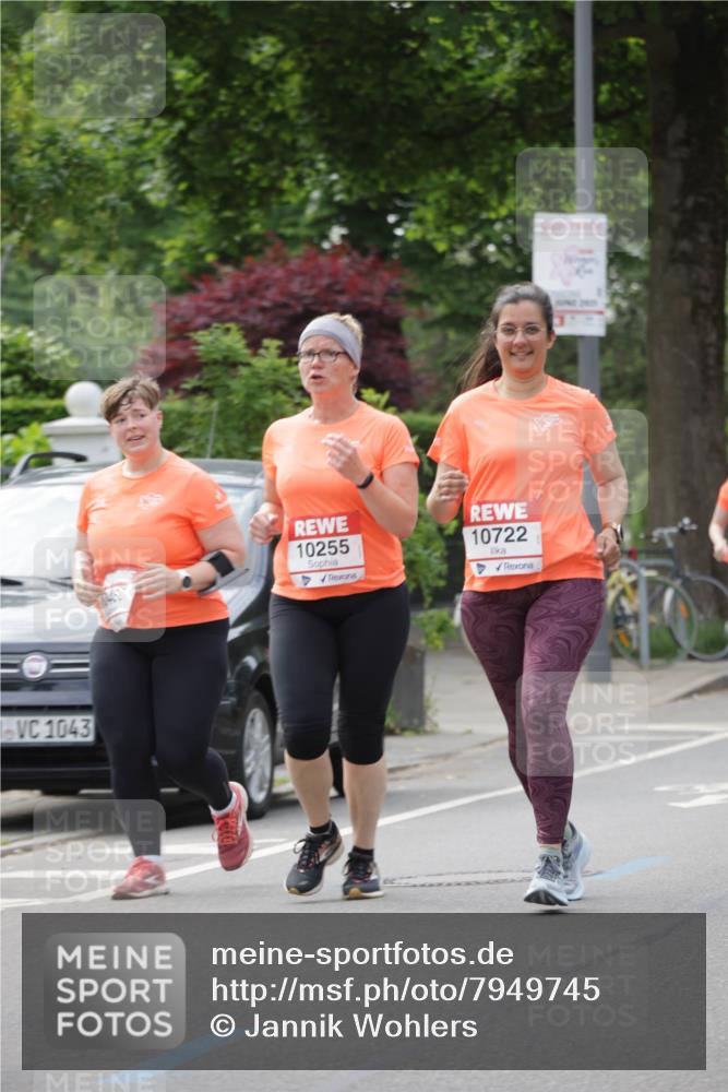 15.06.2025 - REWE Women's Run Jannik Wohlers http://msf.ph/oto/7949745 15.06.2025 08:32:07 Laufen 1043, 10255, 10722 meine-sportfotos.de