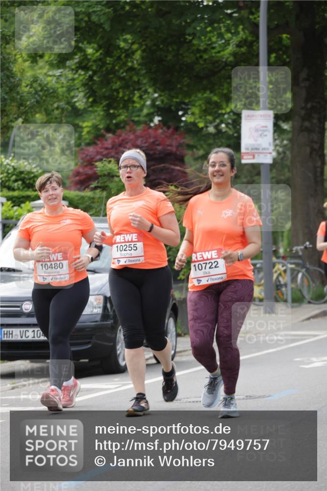 15.06.2025 - REWE Women's Run Jannik Wohlers http://msf.ph/oto/7949757 15.06.2025 08:32:08 Laufen 10, 10480, 10255, 10722 meine-sportfotos.de