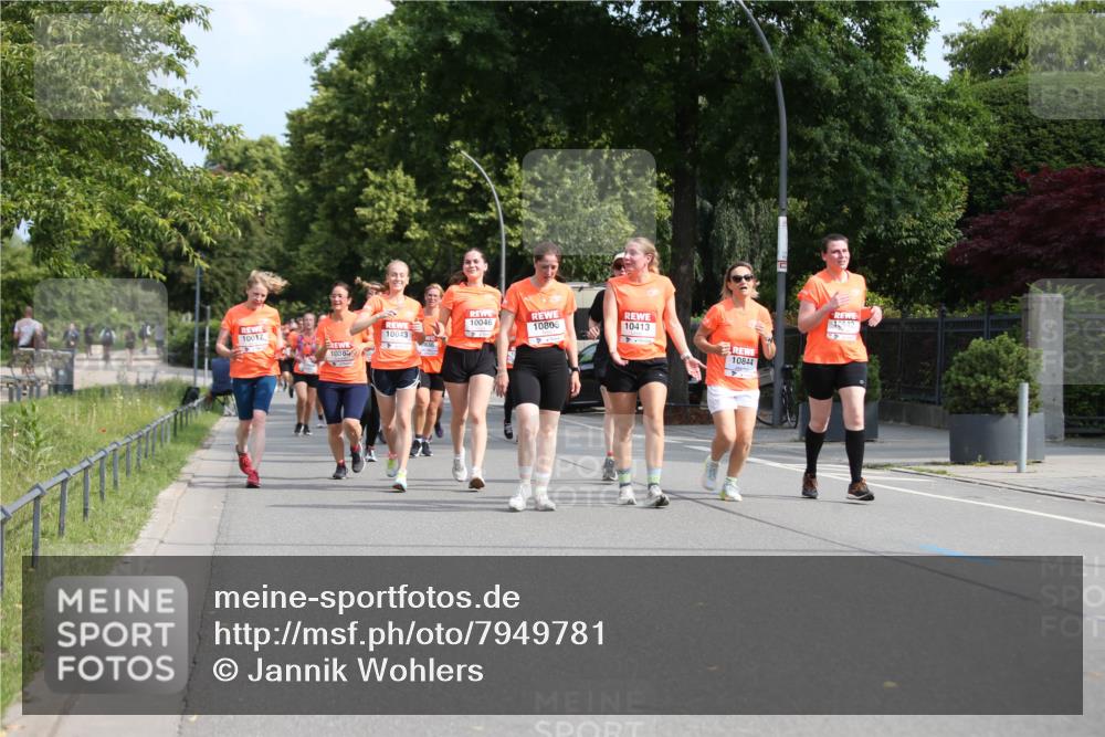 15.06.2025 - REWE Women's Run Jannik Wohlers http://msf.ph/oto/7949781 15.06.2025 09:48:32 Laufen 10046, 10805, 10413, 10043, 10017, 10383, 10844, 13542 meine-sportfotos.de