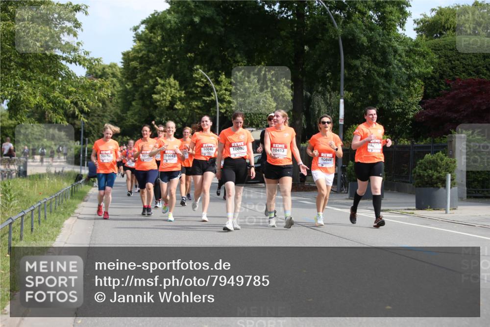 15.06.2025 - REWE Women's Run Jannik Wohlers http://msf.ph/oto/7949785 15.06.2025 09:48:32 Laufen 10046, 10805, 10413, 10017, 1038, 10043, 10844 meine-sportfotos.de