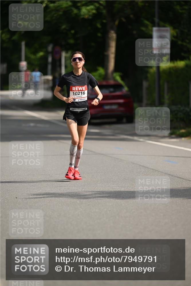 15.06.2025 - REWE Women's Run Dr. Thomas Lammeyer http://msf.ph/oto/7949791 15.06.2025 09:34:54 Laufen 10216 meine-sportfotos.de