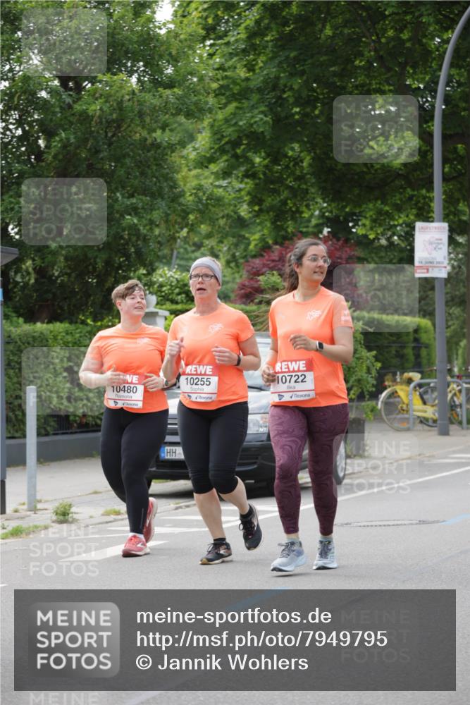 15.06.2025 - REWE Women's Run Jannik Wohlers http://msf.ph/oto/7949795 15.06.2025 08:32:08 Laufen 10480, 10255, 10722, 15, 2025 meine-sportfotos.de