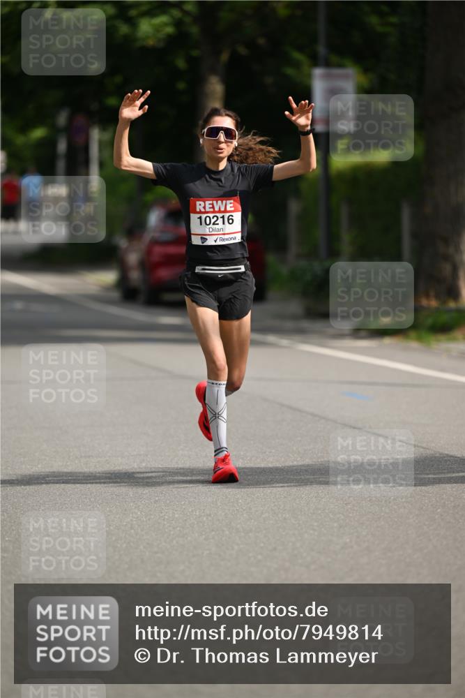 15.06.2025 - REWE Women's Run Dr. Thomas Lammeyer http://msf.ph/oto/7949814 15.06.2025 09:34:55 Laufen 10216 meine-sportfotos.de