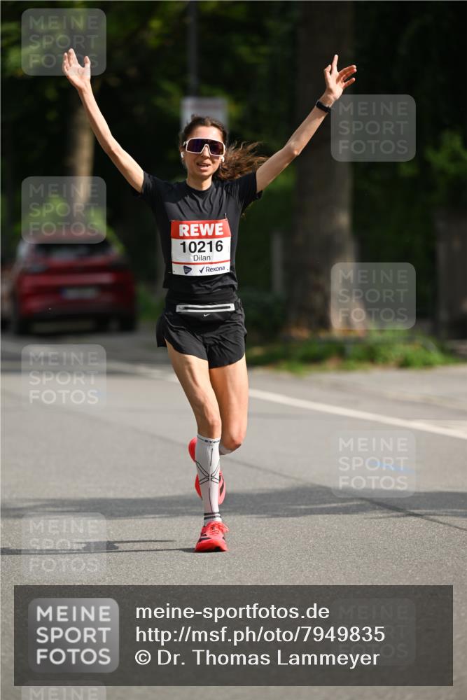 15.06.2025 - REWE Women's Run Dr. Thomas Lammeyer http://msf.ph/oto/7949835 15.06.2025 09:34:56 Laufen 10216 meine-sportfotos.de