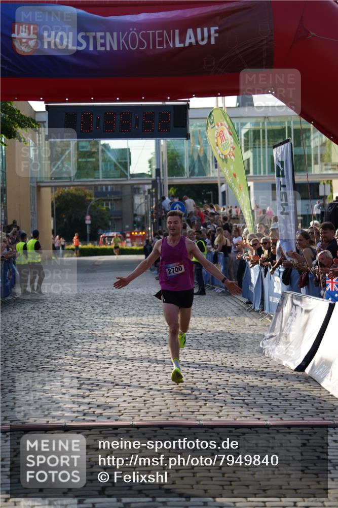 13.06.2025 - Holstenköstenlauf Felixshl http://msf.ph/oto/7949840 13.06.2025 19:35:51 Laufen 2700 meine-sportfotos.de