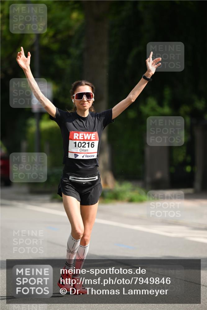 15.06.2025 - REWE Women's Run Dr. Thomas Lammeyer http://msf.ph/oto/7949846 15.06.2025 09:34:56 Laufen 10216 meine-sportfotos.de