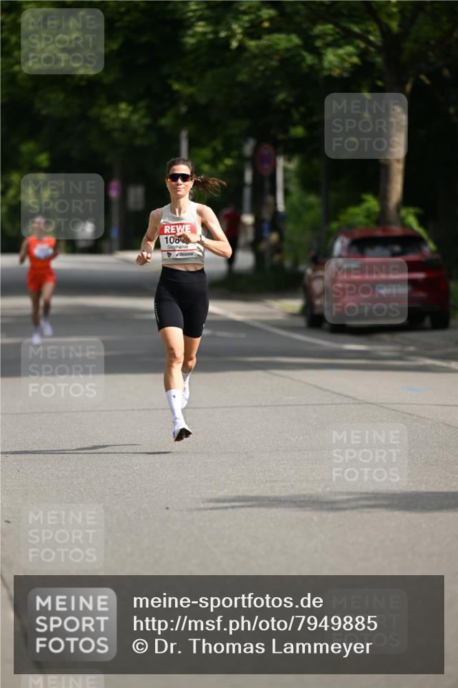 15.06.2025 - REWE Women's Run Dr. Thomas Lammeyer http://msf.ph/oto/7949885 15.06.2025 09:35:04 Laufen 108 meine-sportfotos.de