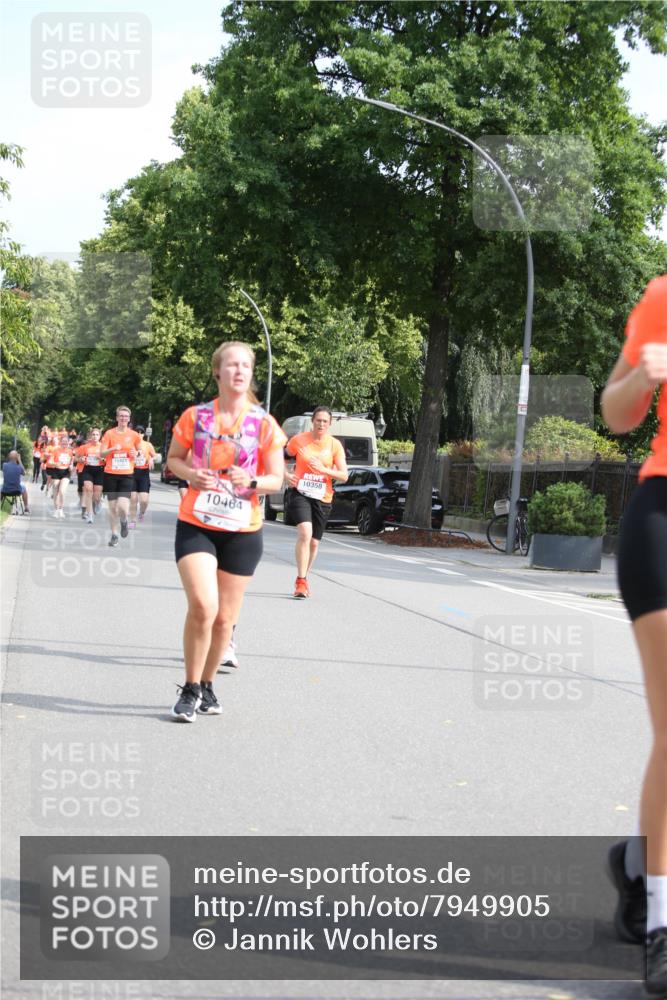 15.06.2025 - REWE Women's Run Jannik Wohlers http://msf.ph/oto/7949905 15.06.2025 09:48:40 Laufen 10464 meine-sportfotos.de