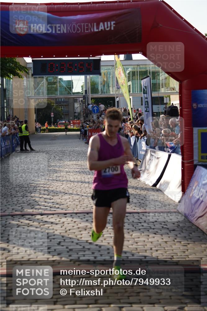13.06.2025 - Holstenköstenlauf Felixshl http://msf.ph/oto/7949933 13.06.2025 19:35:53 Laufen 2700 meine-sportfotos.de