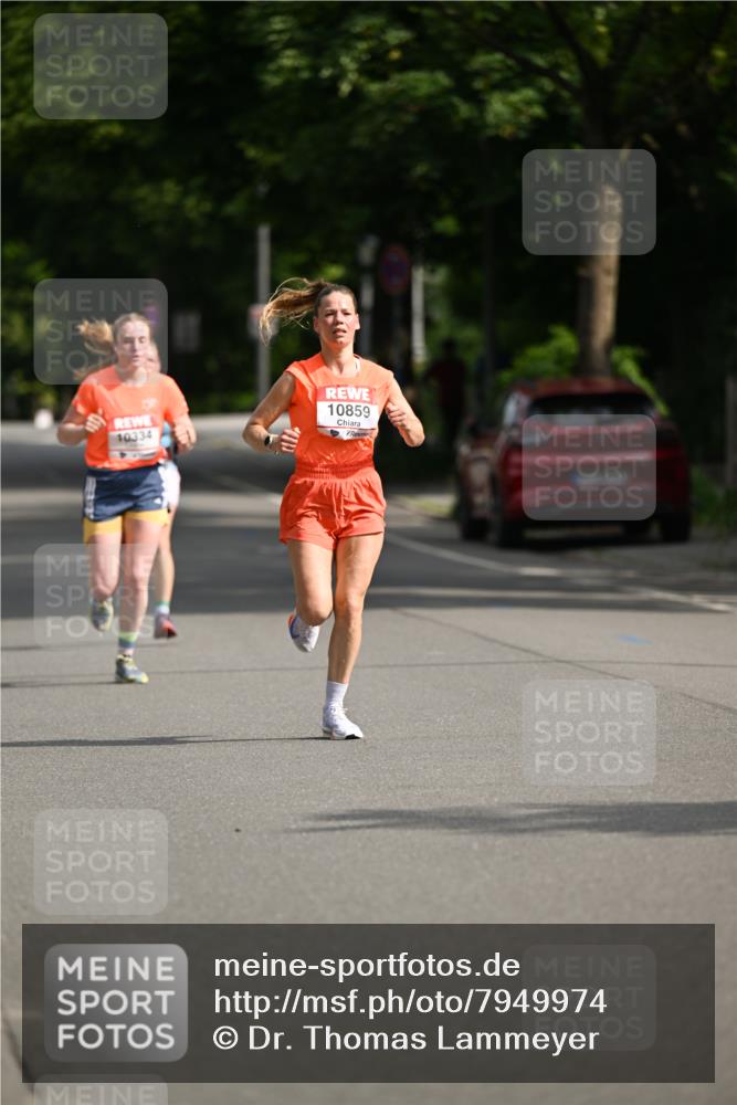 15.06.2025 - REWE Women's Run Dr. Thomas Lammeyer http://msf.ph/oto/7949974 15.06.2025 09:35:11 Laufen 10859, 10334 meine-sportfotos.de