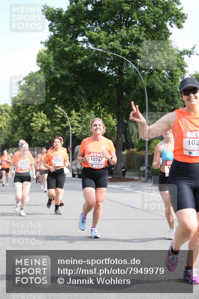 15.06.2025 - REWE Women's Run Jannik Wohlers http://msf.ph/oto/7949979 15.06.2025 09:48:50 Laufen 10747, 10398, 10648, 1, 102 meine-sportfotos.de