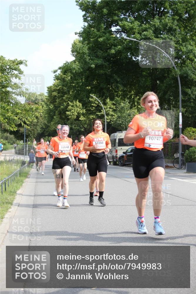 15.06.2025 - REWE Women's Run Jannik Wohlers http://msf.ph/oto/7949983 15.06.2025 09:48:50 Laufen 10648, 10309, 10398, 10747 meine-sportfotos.de