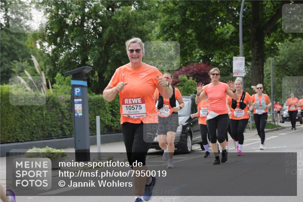 15.06.2025 - REWE Women's Run Jannik Wohlers http://msf.ph/oto/7950019 15.06.2025 08:32:18 Laufen 10575, 0782, 10840, 10842, 1, 10941 meine-sportfotos.de